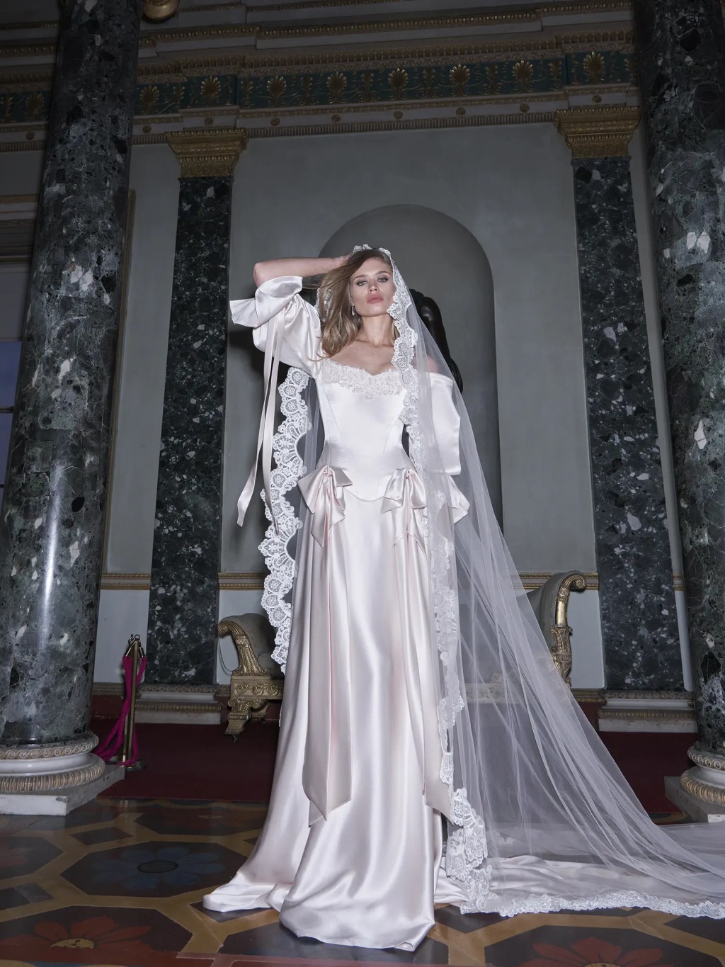 Seidenkleid Braut 2027 Runway