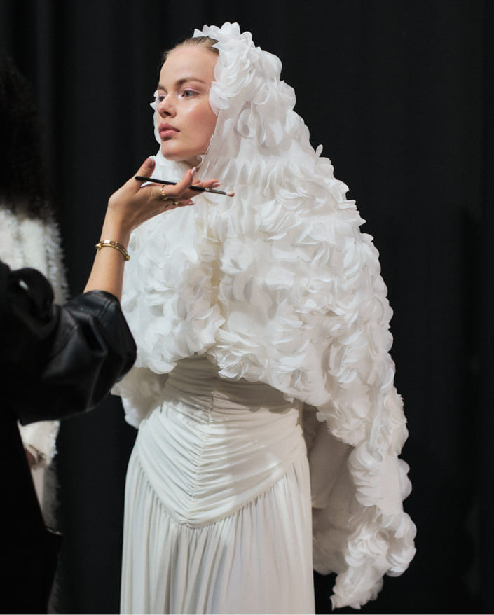 Mantilla Schleier 2027
